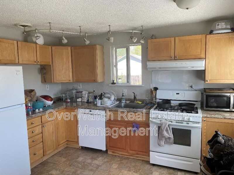 116 N Lane St #A - Photo 2 of 9