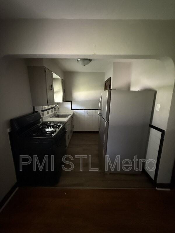 10058 Dorothy Avenue - Photo 2 of 8