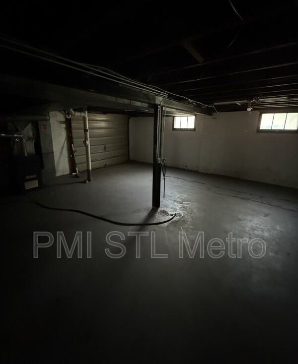 10058 Dorothy Avenue - Photo 7 of 8