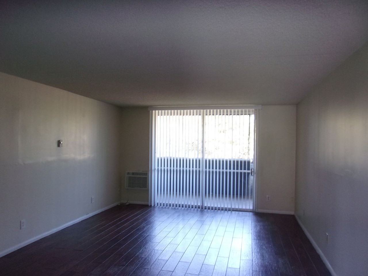 Grand - Photo 5 of 21