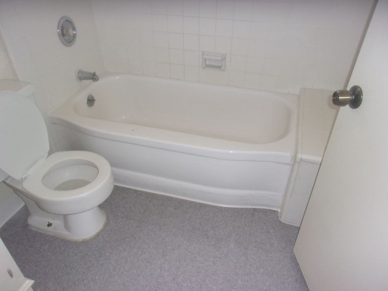 Grand - Photo 6 of 21