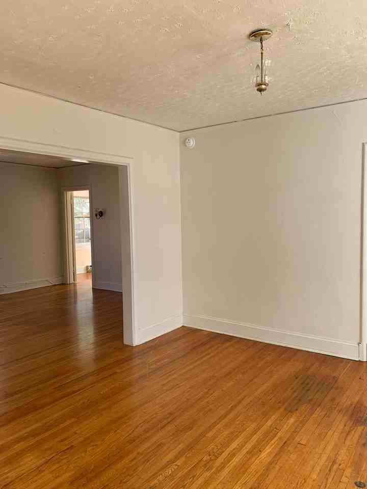 Dumont Apartments - Photo 6 of 24