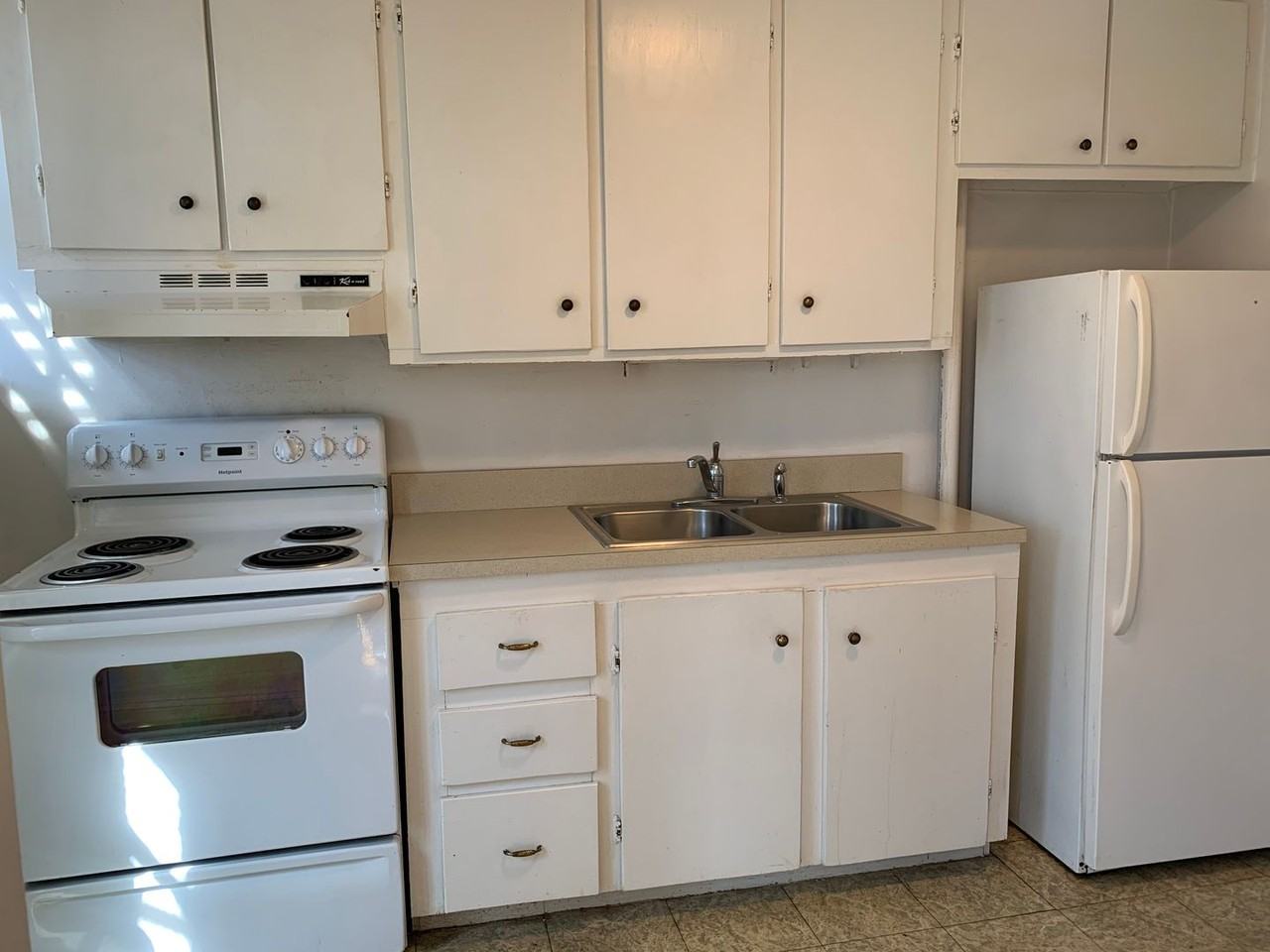 Dumont Apartments - Photo 2 of 24