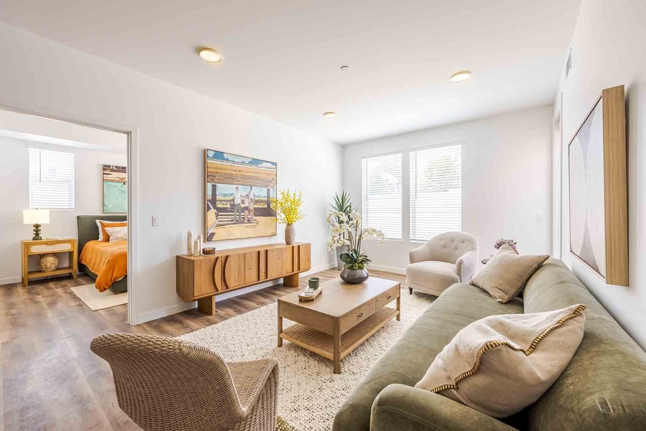 Desert Meadows Apartments and Townhomes - Photo 3 of 19