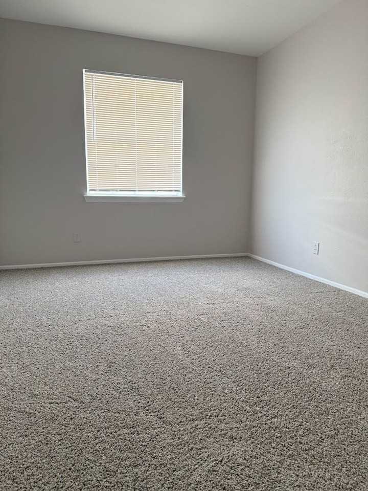 Palisades - Photo 6 of 32