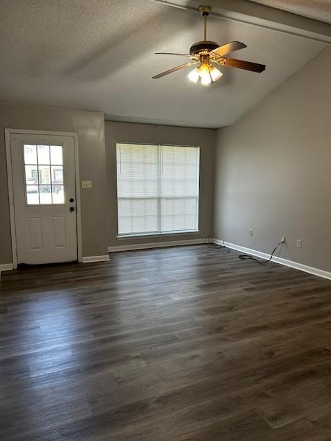 Kim Lane 02 - Photo 3 of 9