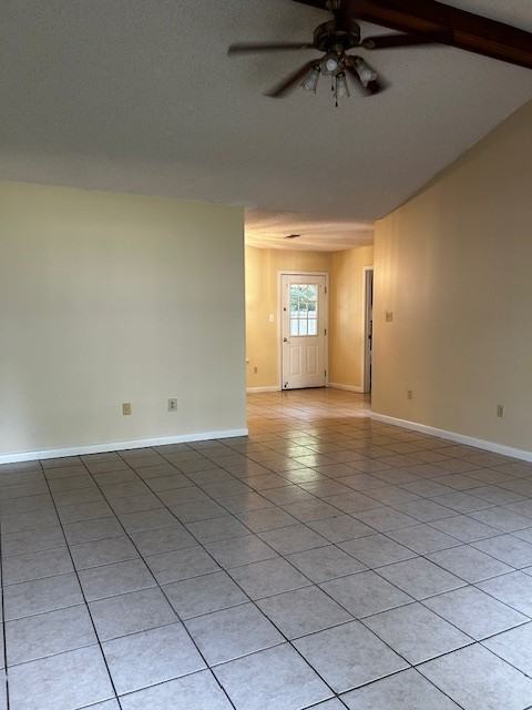 Kim Lane 12 - Photo 2 of 9