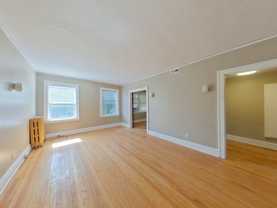 5618 S Grand Blvd - Photo 1 of 1