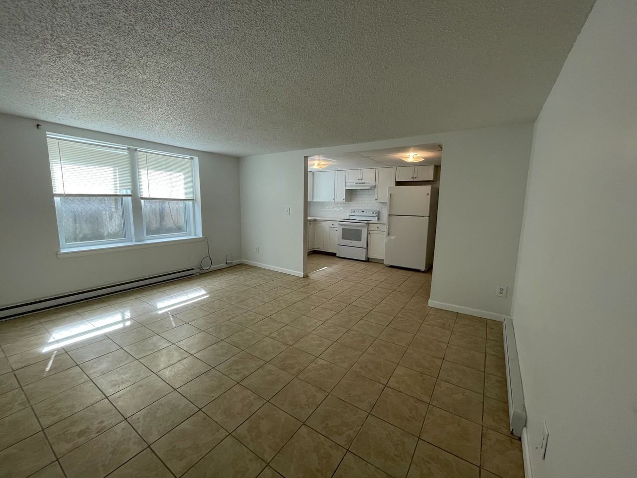 190 South Allen Street - Photo 6 of 8