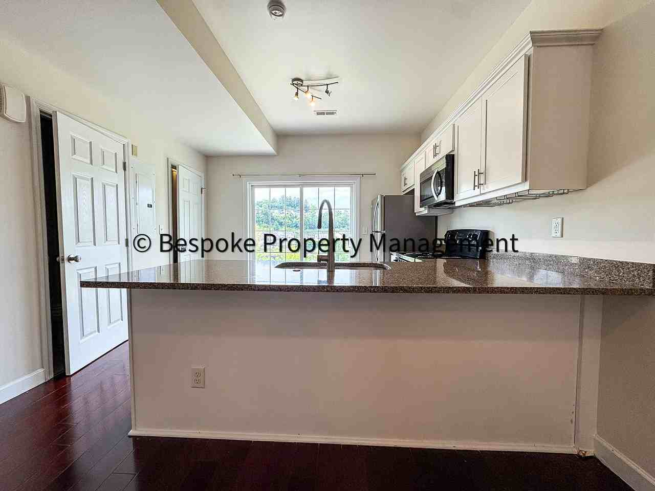 101 Butler Dr - Photo 4 of 34