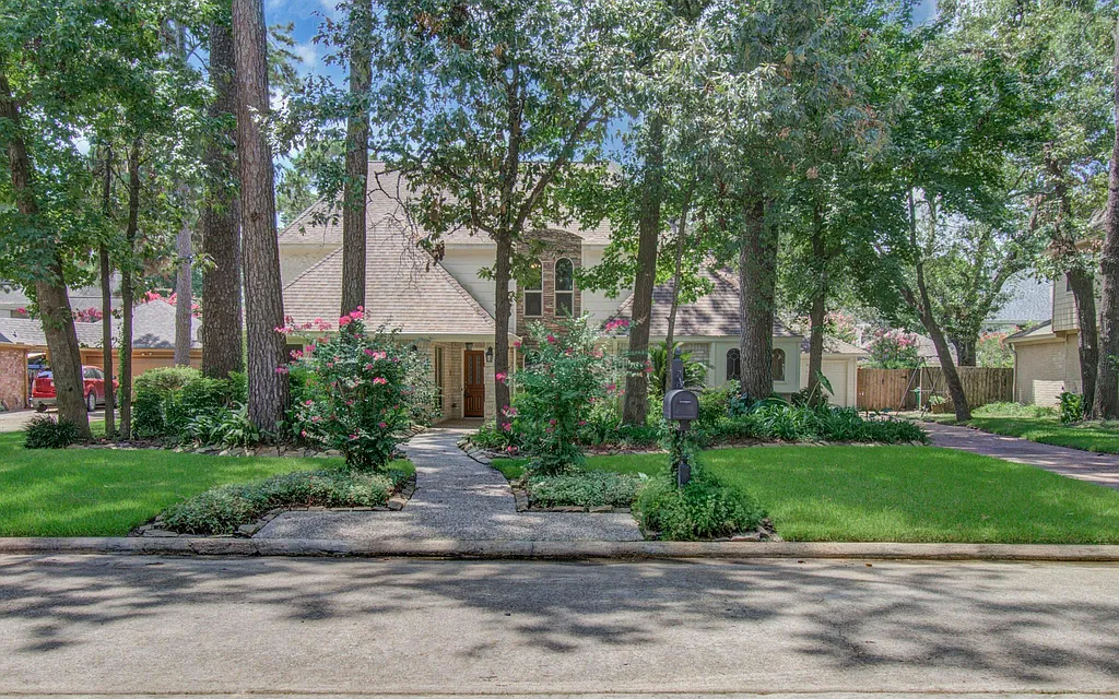 9543 Enstone Cir - Photo 2 of 49