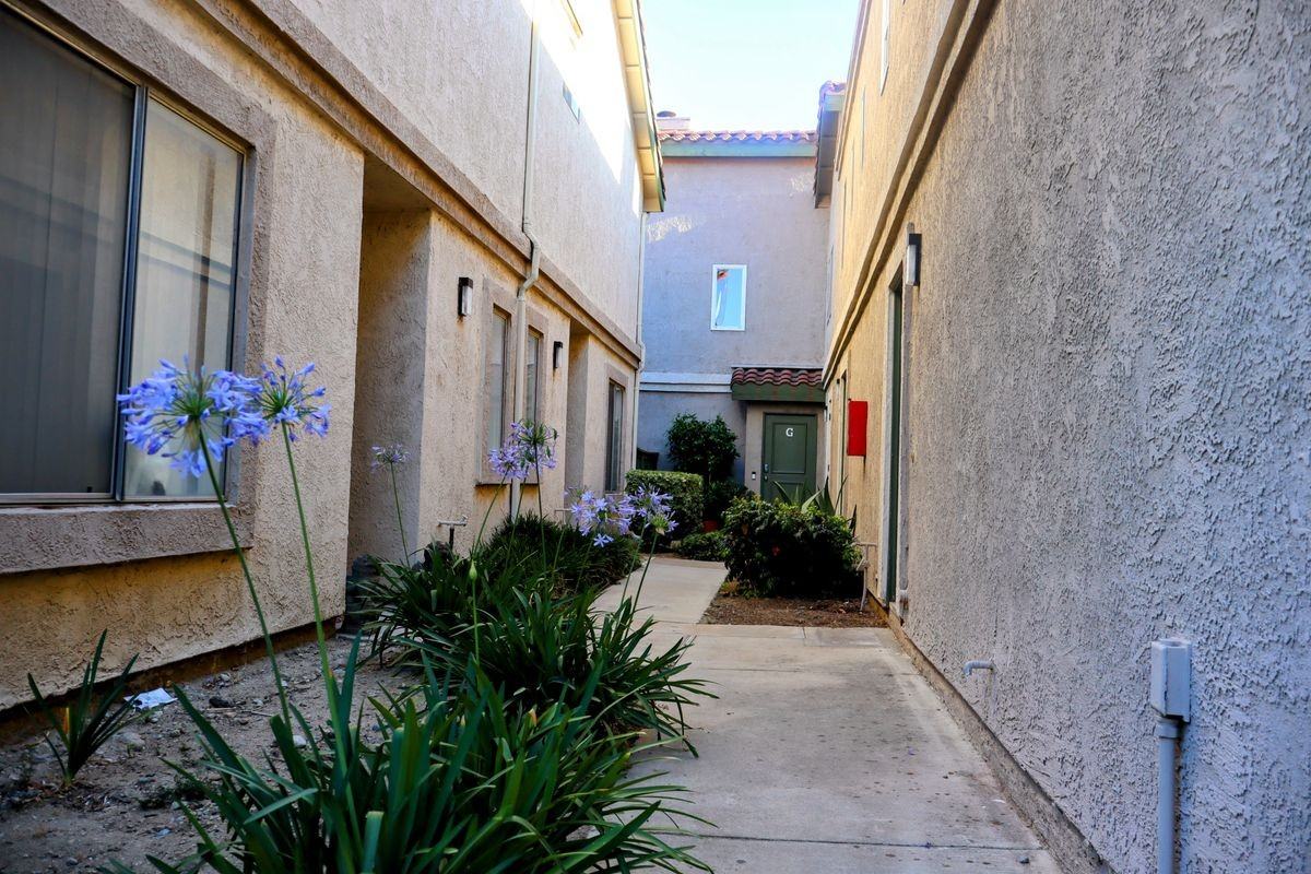 8425 Sunset Trail Pl ##E - Photo 3 of 13