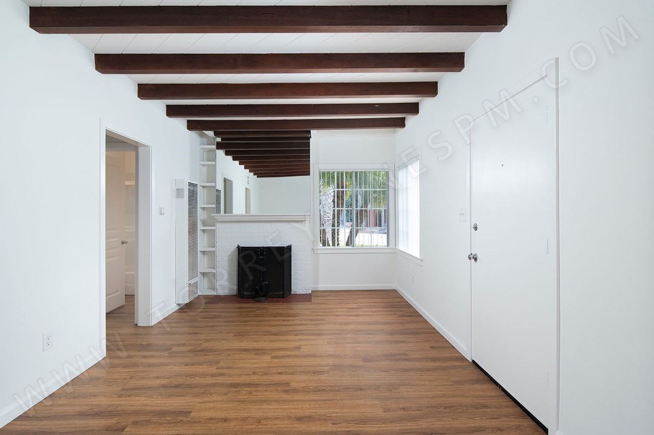 348 Rosemont St - Photo 2 of 6