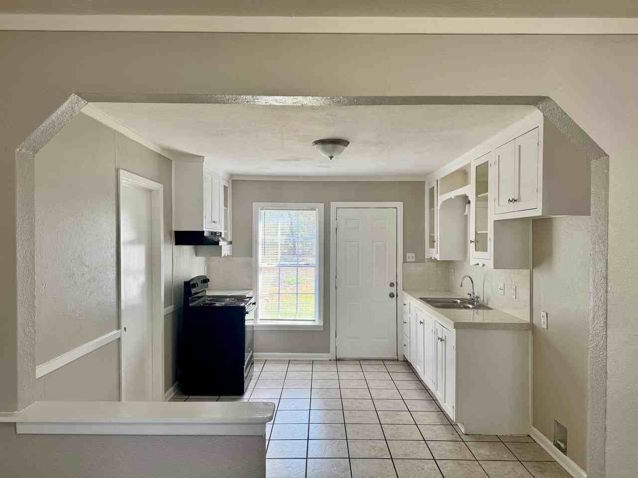 3617 Bonnie Dr - Photo 3 of 10