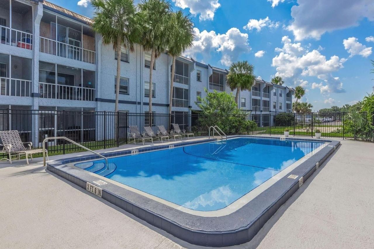 Sunbay Apartments - Photo 4 of 50