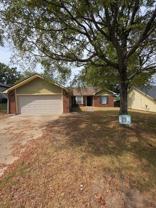 200 Heather Ln - Photo 1 of 1