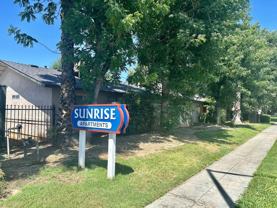 5291 E Kings Canyon Rd - Photo 1 of 1