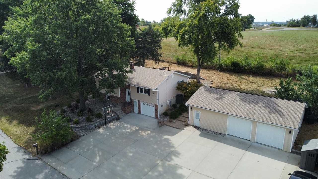 6120 Dove Lake Vw - Photo 3 of 37