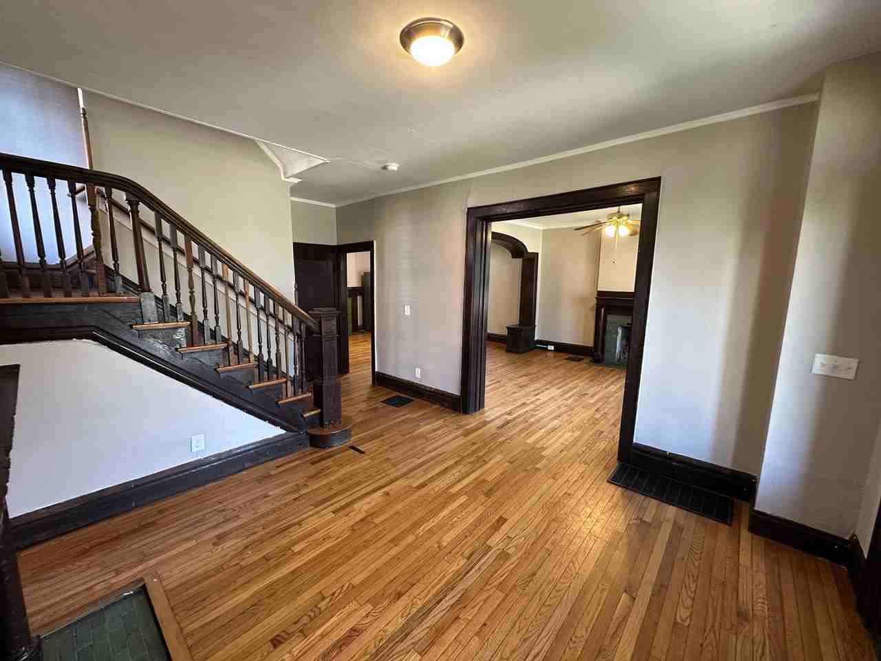 243 E 16th Ave - Photo 3 of 24