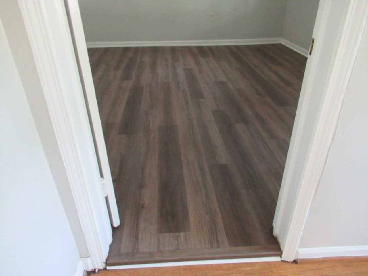 598 Adamson Ave - Photo 6 of 12