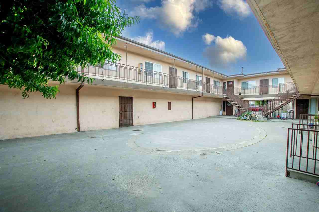 10520 S Figueroa Street - Photo 7 of 14