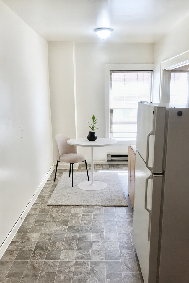 Wellesley Apartments - Photo 5 of 21