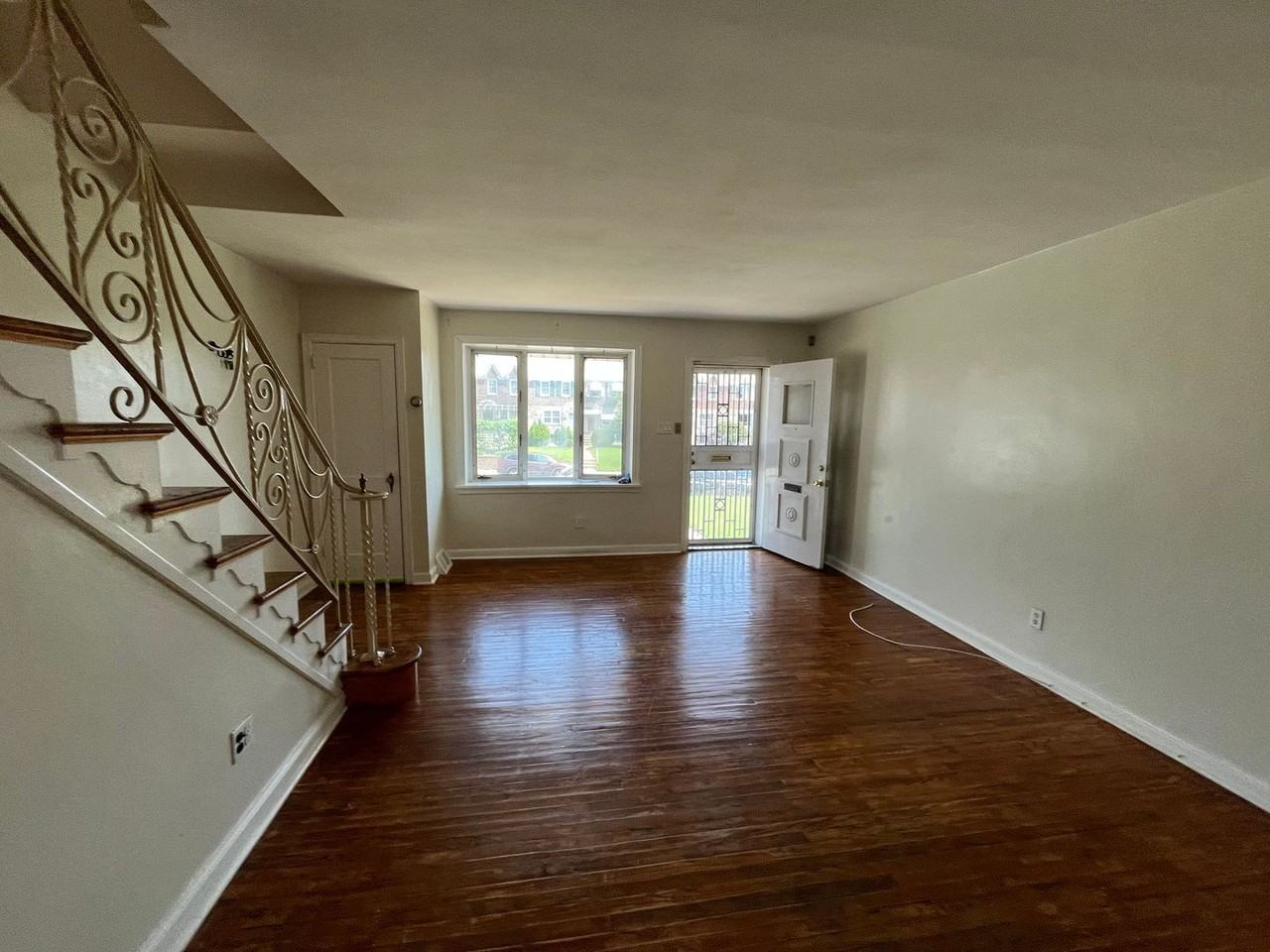 3012 Hellerman St - Photo 3 of 18