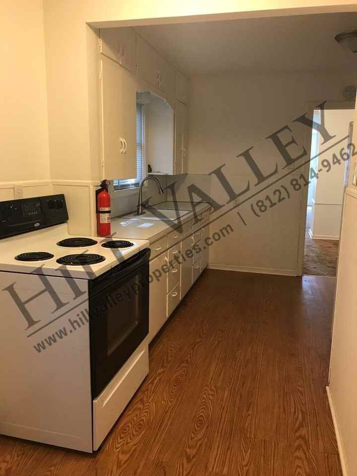 325 S 20th St - Photo 5 of 18