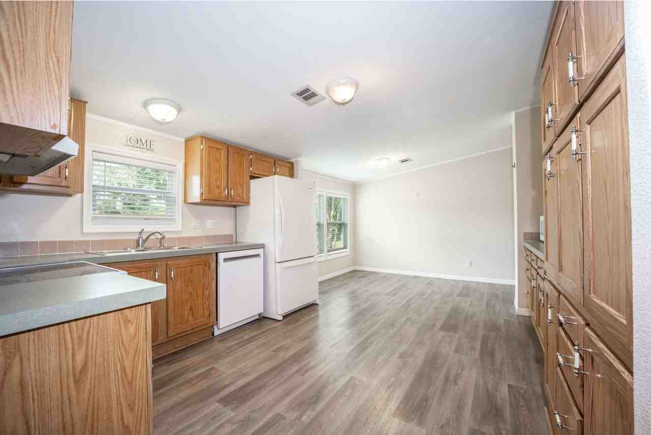 41420 Sleepy Ln - Photo 3 of 22