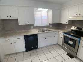 2808 N Ditmer Rd - Photo 1 of 1