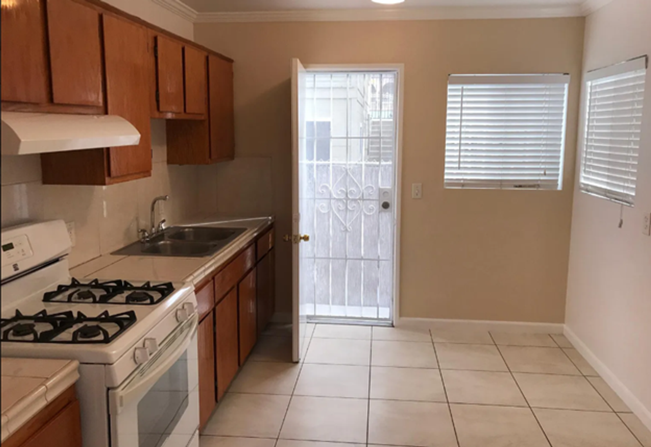 2086 Irving Ave #1 - Photo 2 of 11