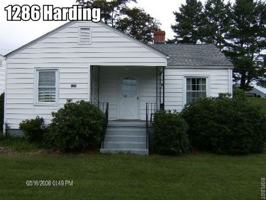 featured image of 1286 Harding Rd