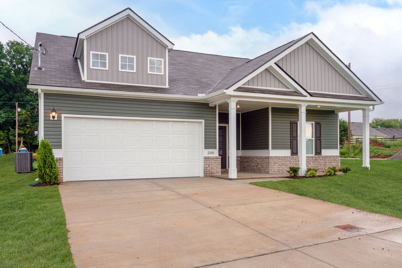 2100 Franks Ct - Photo 2 of 26