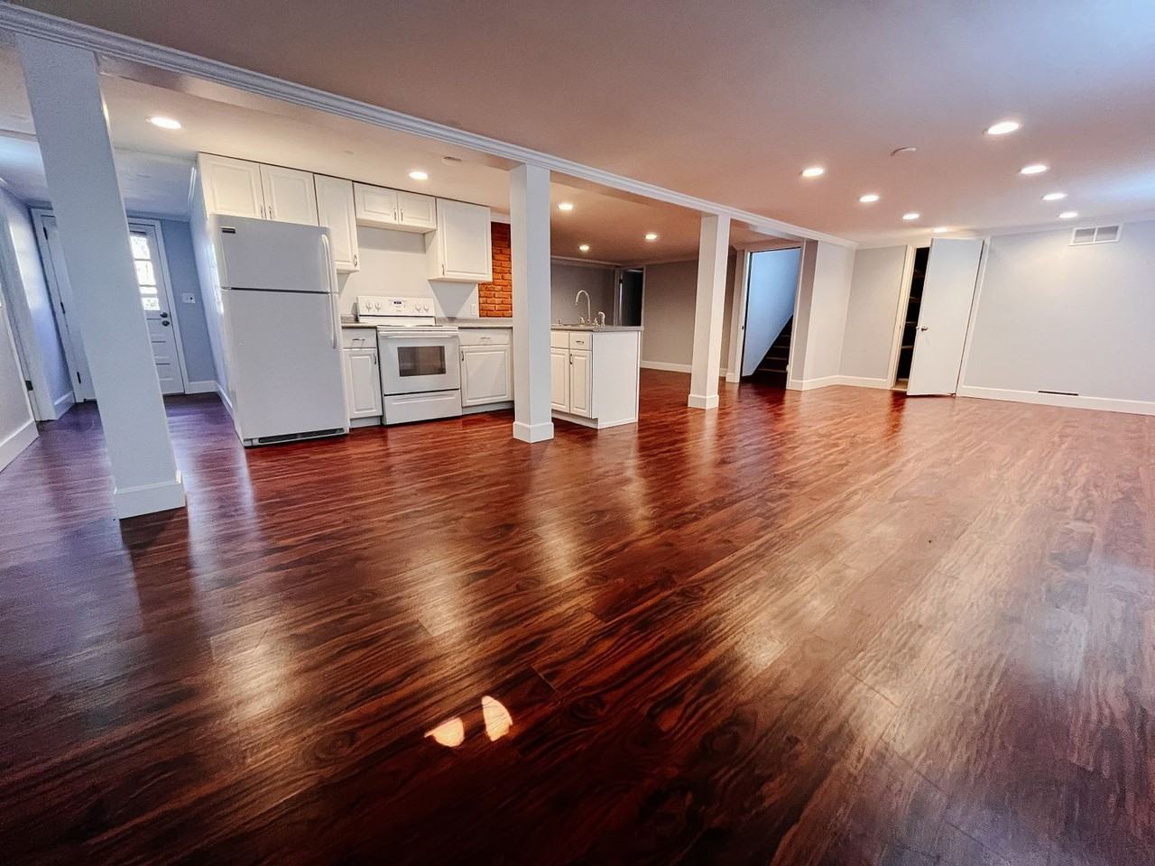 232 Craig Dr - Photo 6 of 11