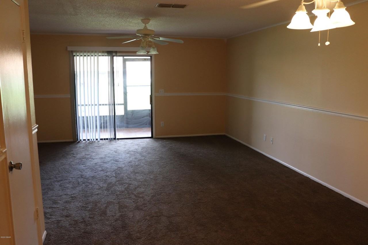 152 White Fawn Dr - Photo 3 of 17