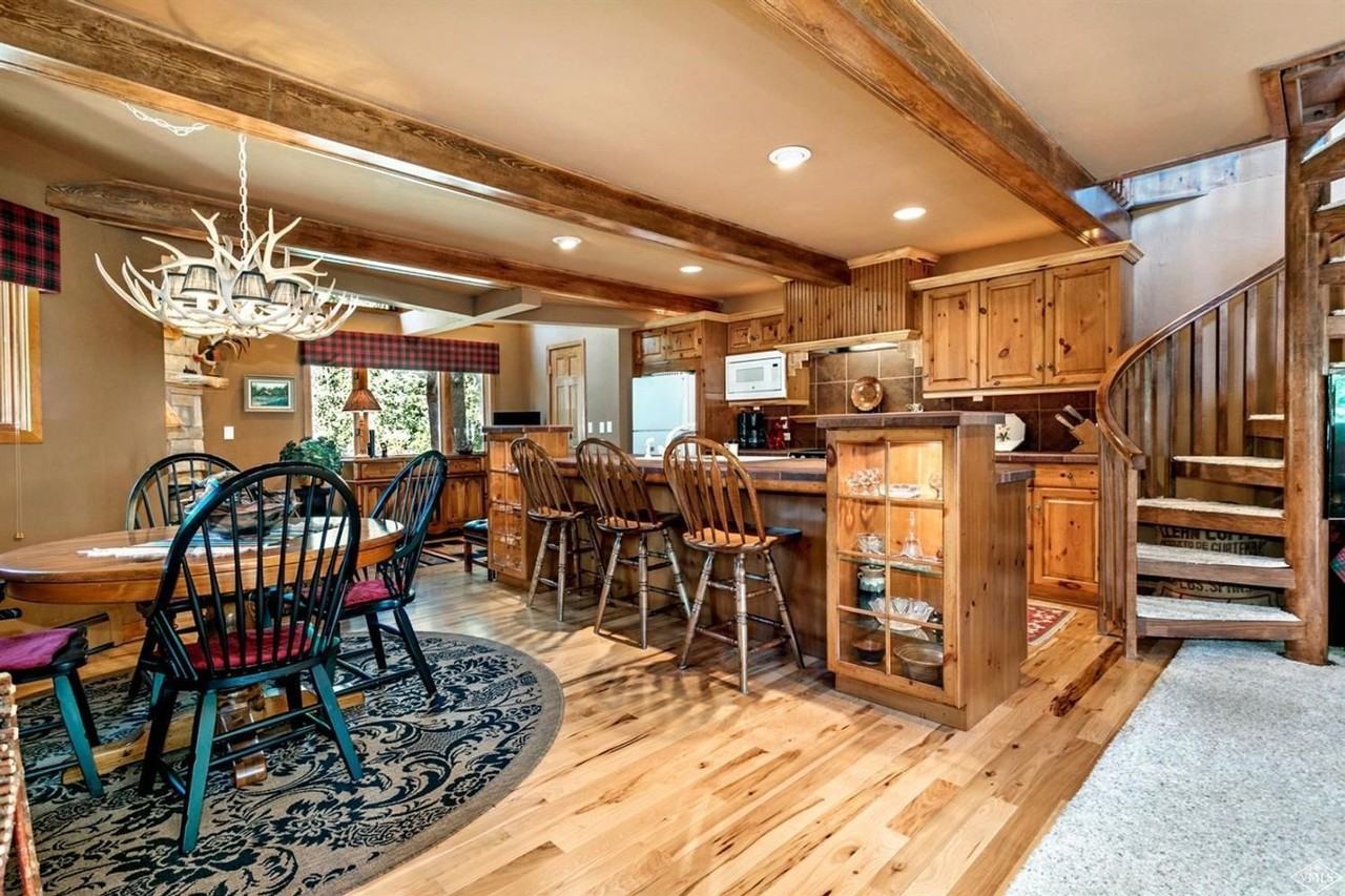 5124 Grouse Lane - Photo 3 of 16