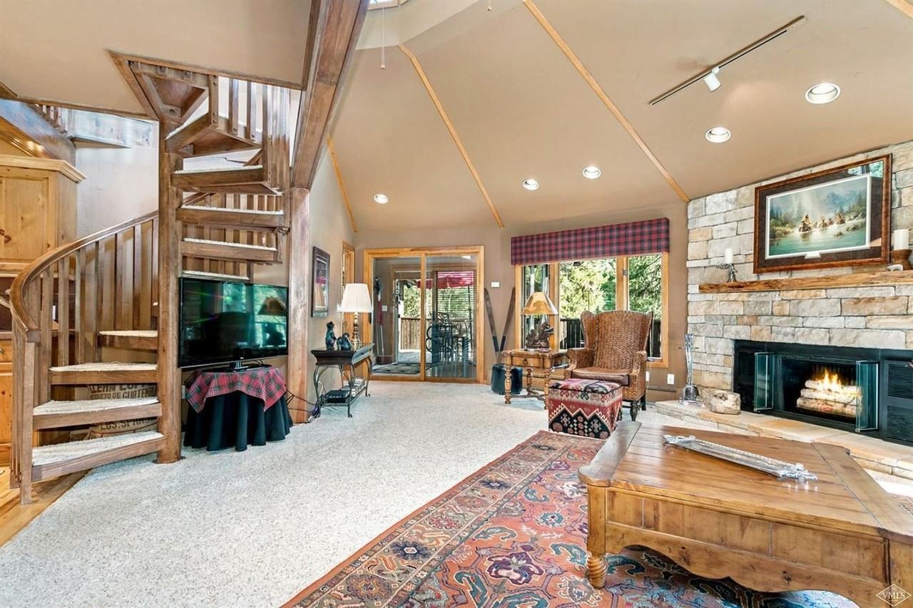 5124 Grouse Lane - Photo 4 of 16