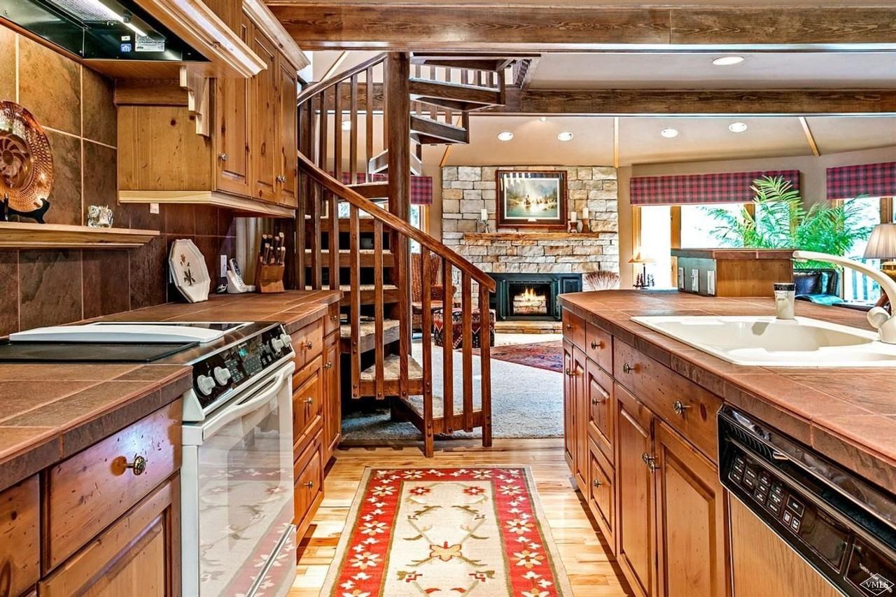 5124 Grouse Lane - Photo 5 of 16