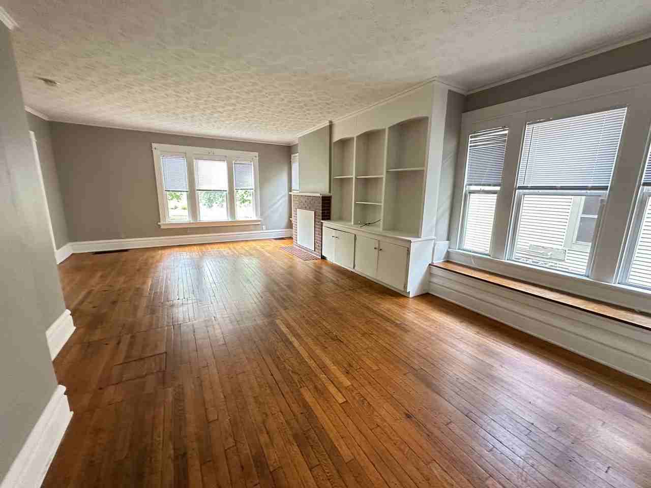 184 E 12th Ave - Photo 3 of 22