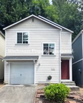 1998 Ne Green Glen Ln - Photo 1 of 1