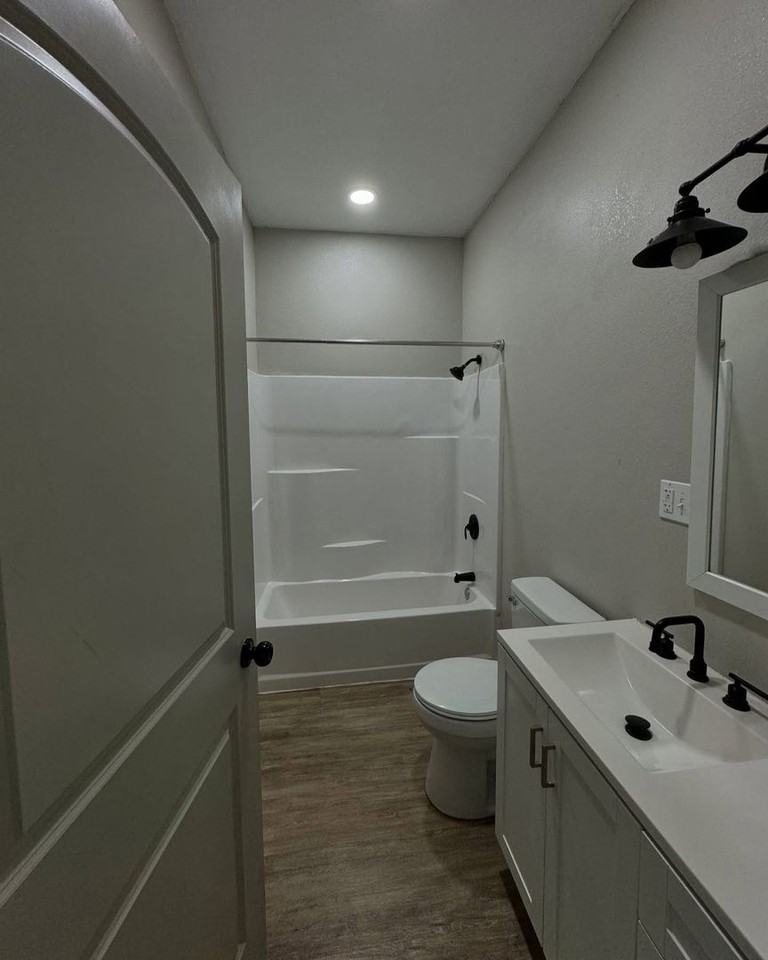 401 Front Street - Photo 5 of 6