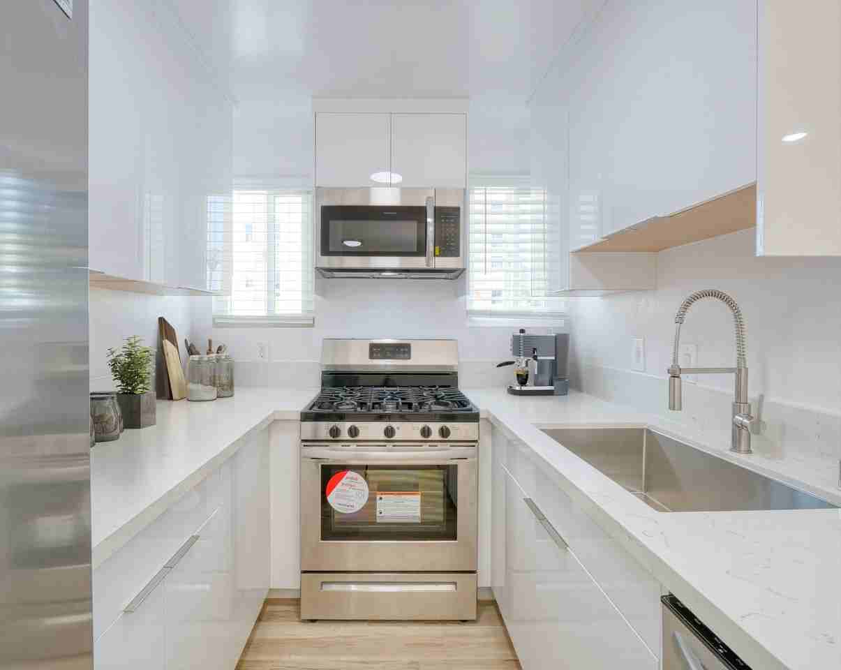 3120 W. Temple Street - Photo 4 of 7