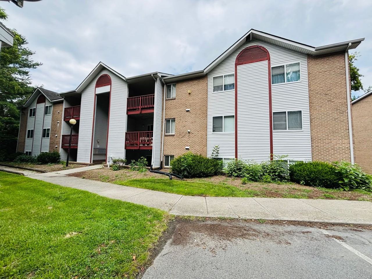 400 Berryfield Ln Apt K #Apt K