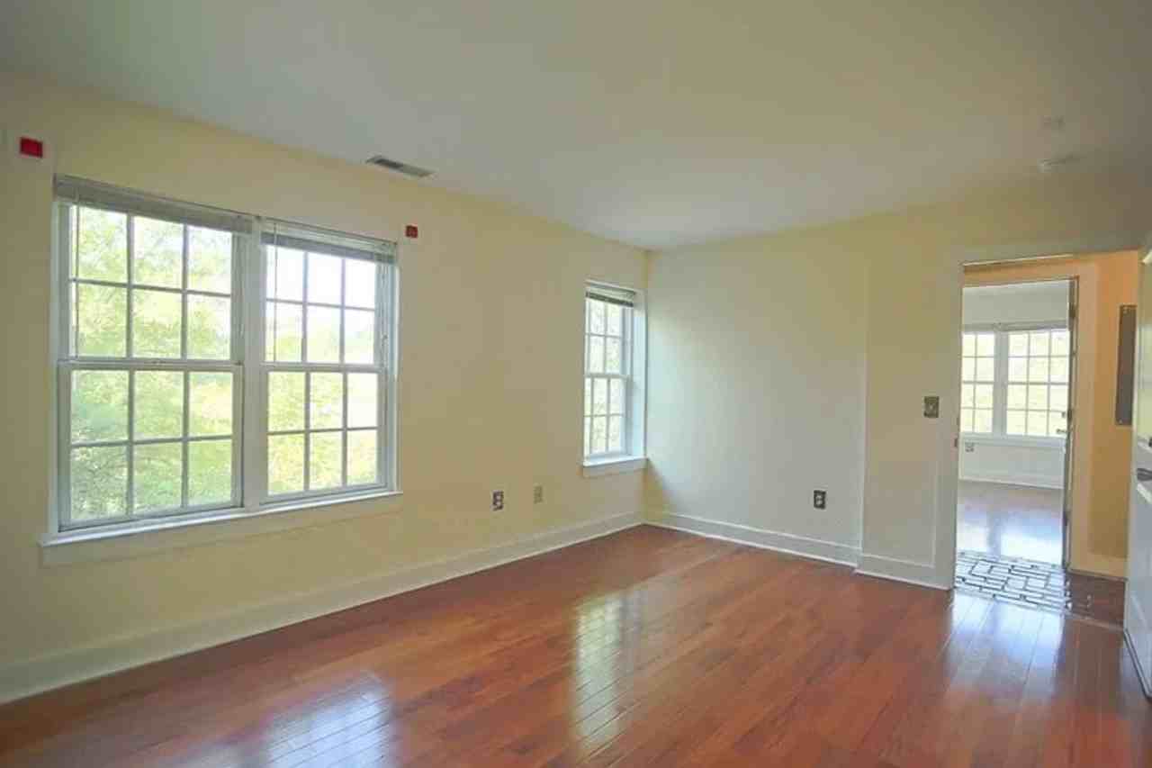 419 17th St Nw - Photo 3 of 14