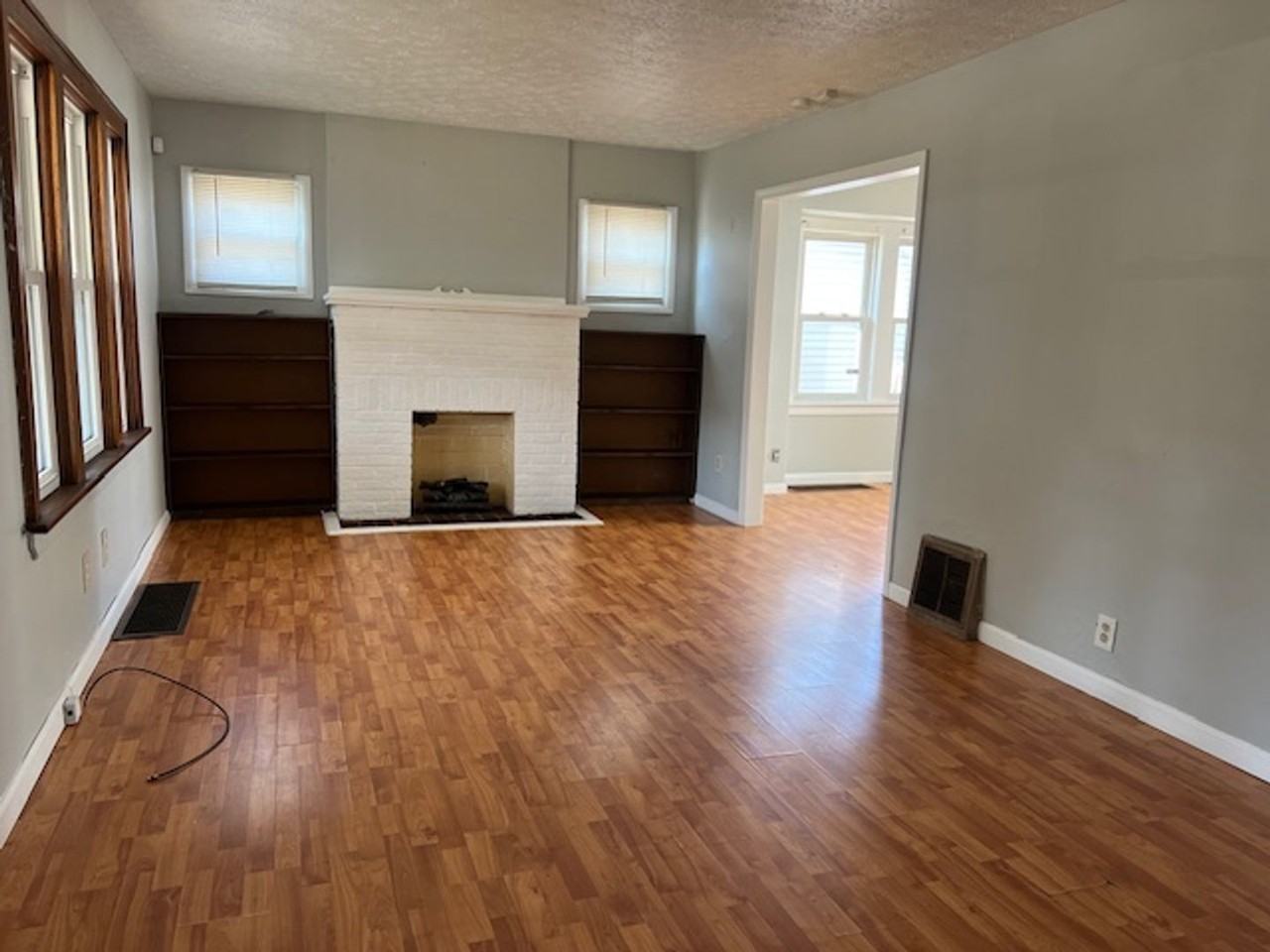 1230 Brown St - Photo 2 of 15