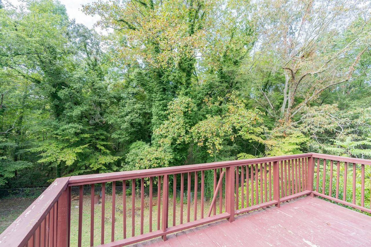 37 Anderson Rd - Photo 5 of 22