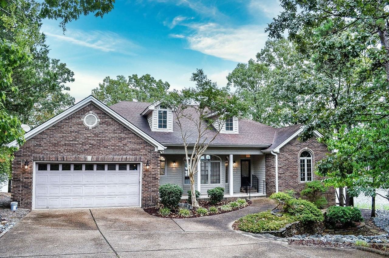 2 Ostento Lane - Photo 3 of 50