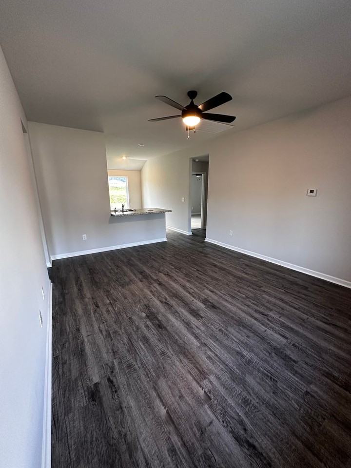 884 Camden Loop - Photo 5 of 23