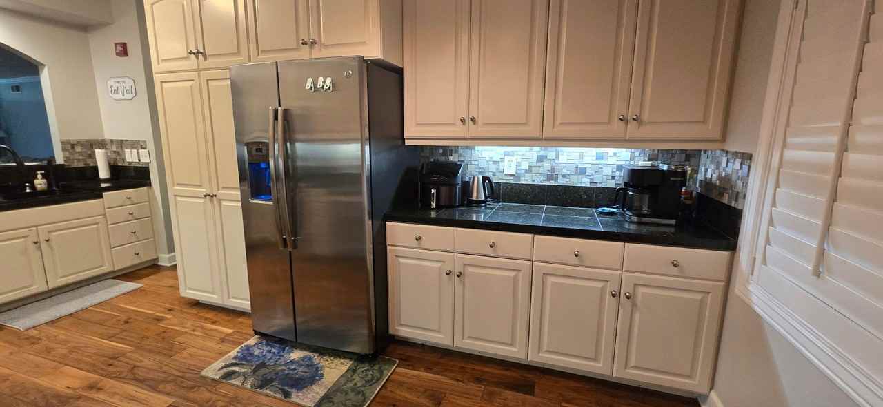 133 W Northwood Ln #204 - Photo 4 of 34