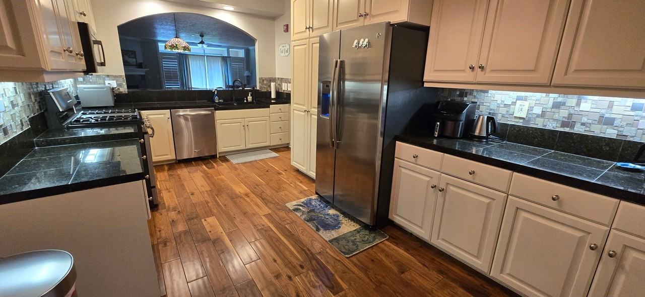 133 W Northwood Ln #204 - Photo 6 of 34